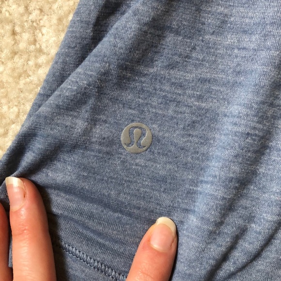 🍋HP🍋Lululemon run for gold tank top - Picture 7 of 8